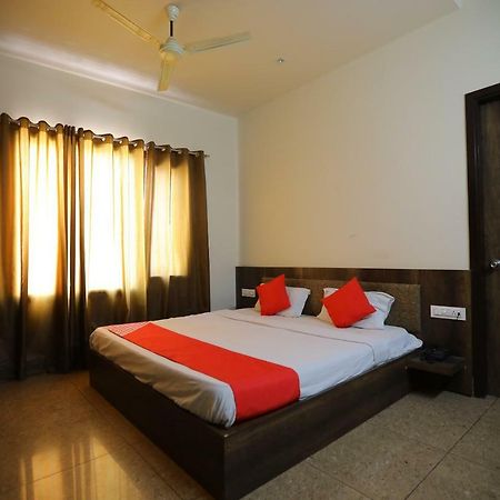 Oyo 40791 Hotel Hot N Fast Suratgarh Zewnętrze zdjęcie