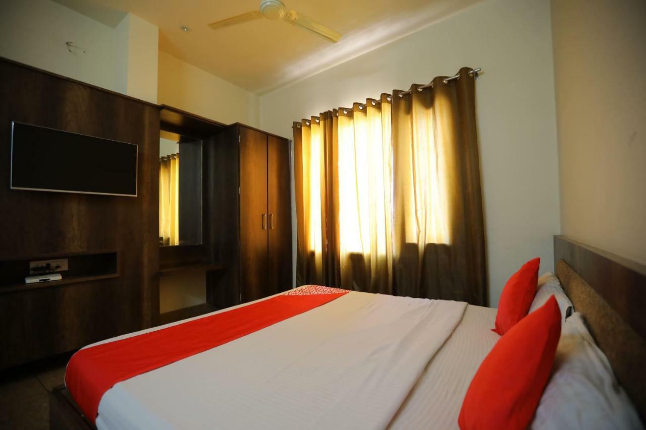 Oyo 40791 Hotel Hot N Fast Suratgarh Zewnętrze zdjęcie
