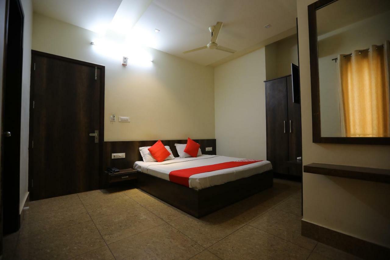 Oyo 40791 Hotel Hot N Fast Suratgarh Zewnętrze zdjęcie